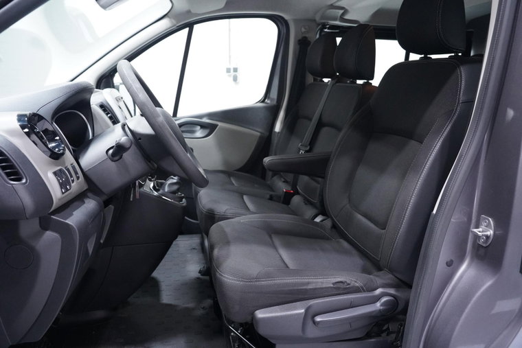 Vehicle Image 18