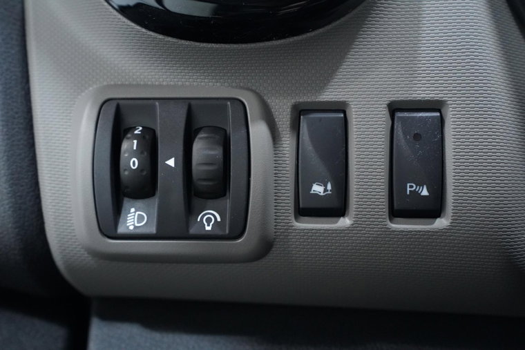 Vehicle Image 36