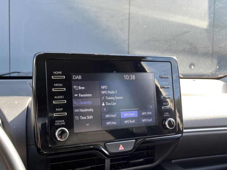 Vehicle Image 21