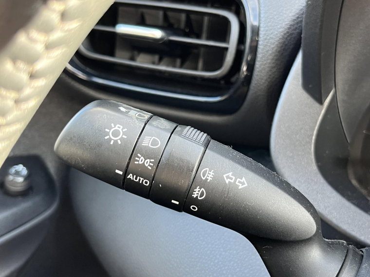 Vehicle Image 23
