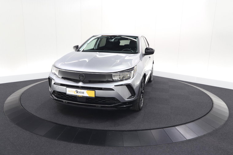 Vehicle Image 32