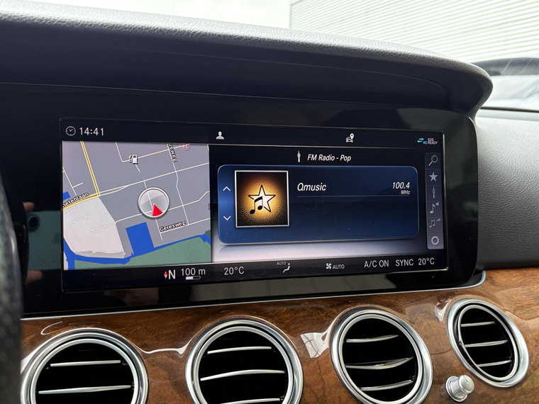 Vehicle Image 38