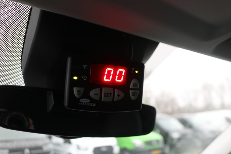 Vehicle Image 43