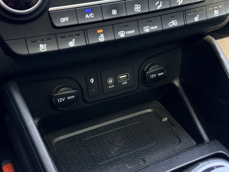 Vehicle Image 26