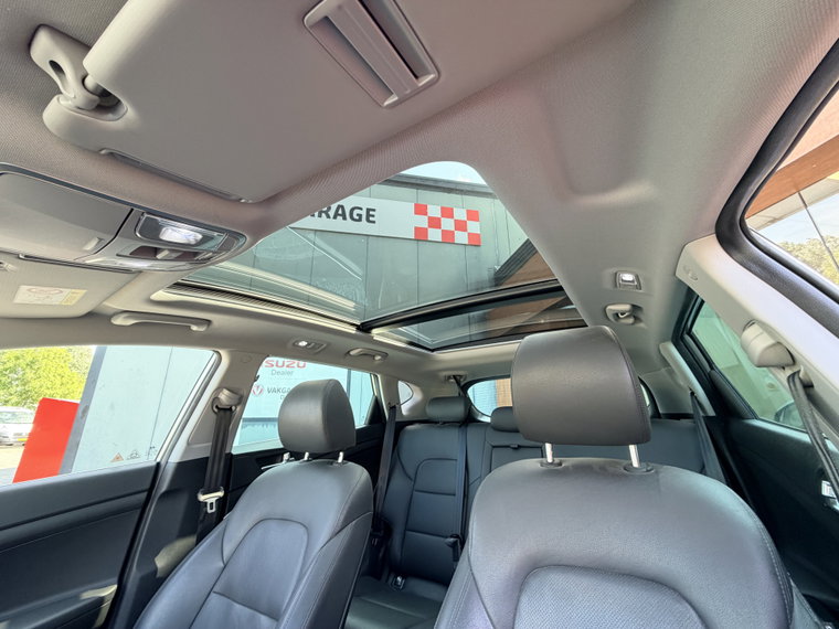 Vehicle Image 31