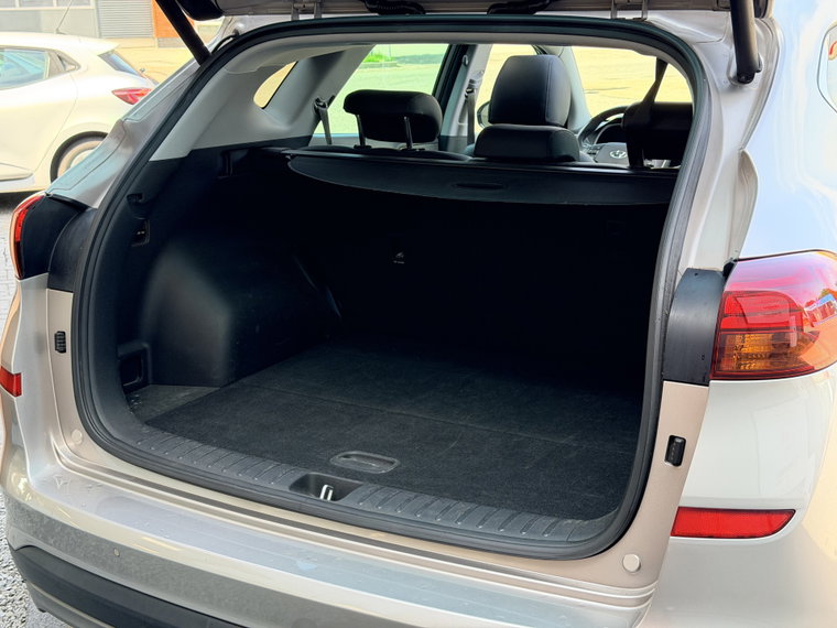 Vehicle Image 33