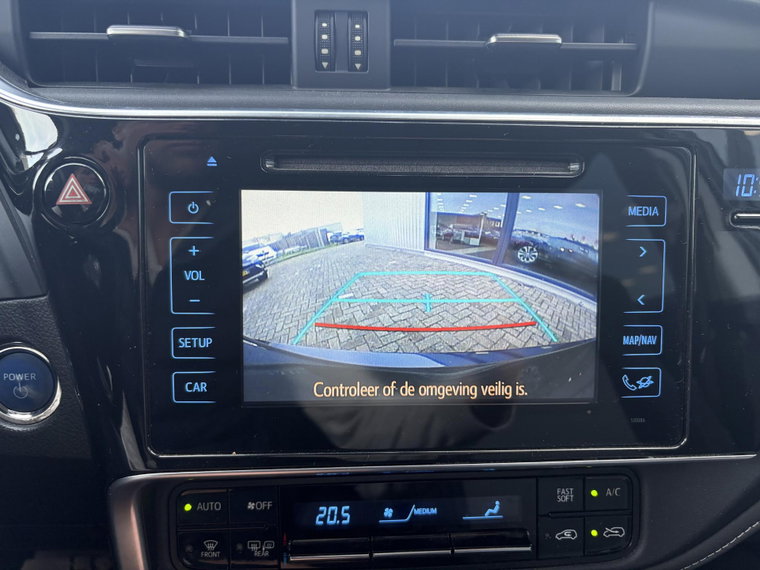 Vehicle Image 18