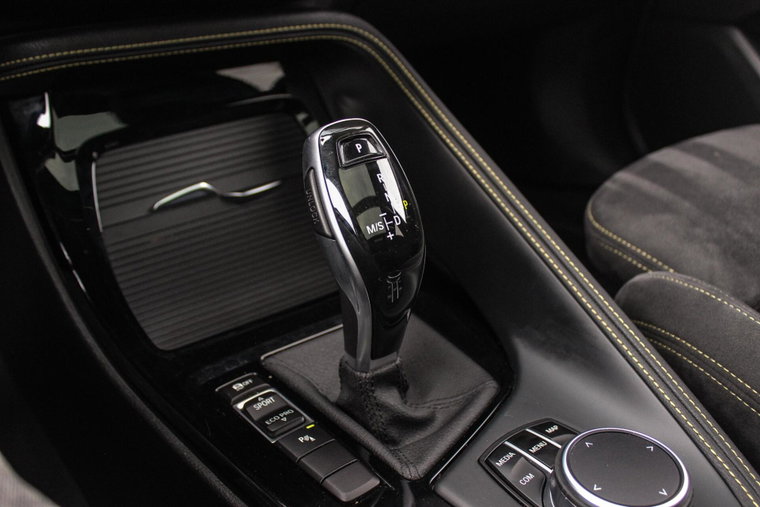 Vehicle Image 30