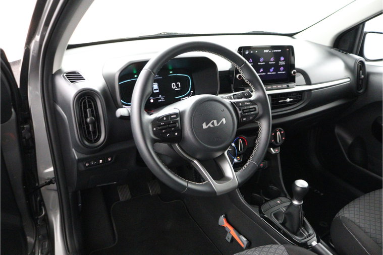 Vehicle Image 33