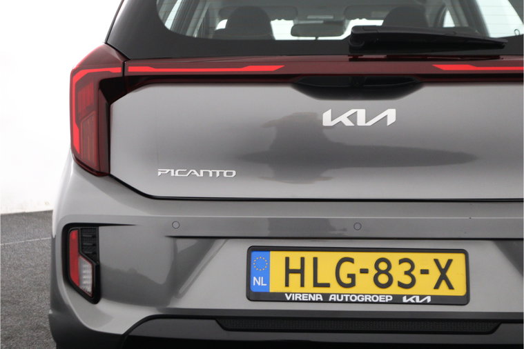 Vehicle Image 42