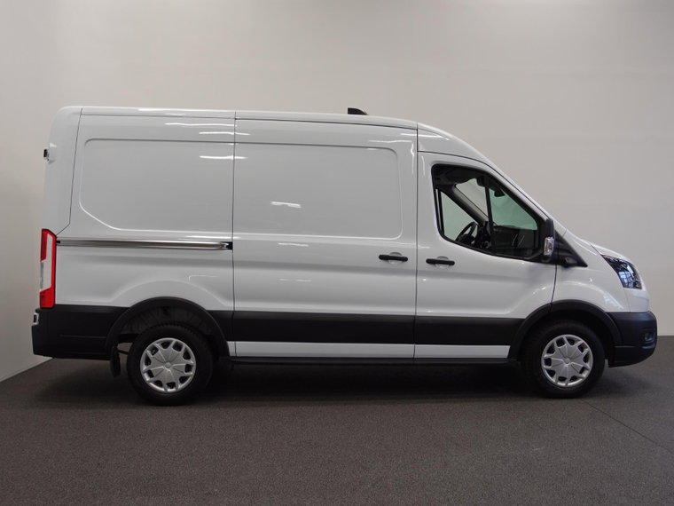Vehicle Image 43