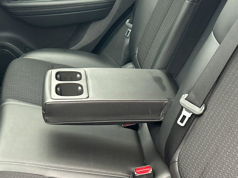 Vehicle Image 29