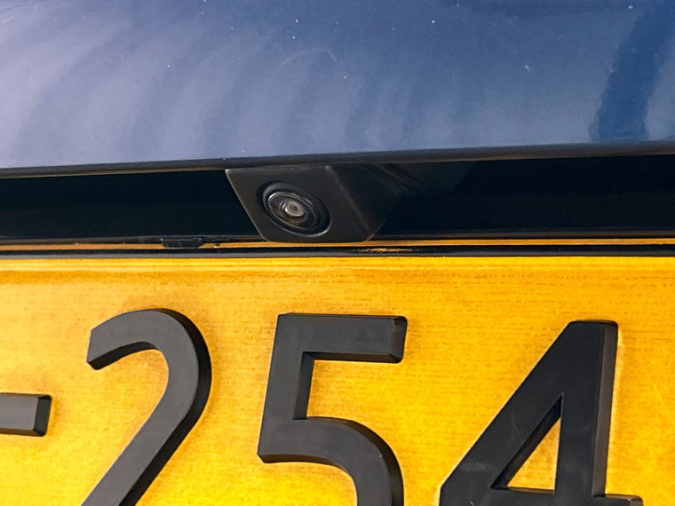 Vehicle Image 35