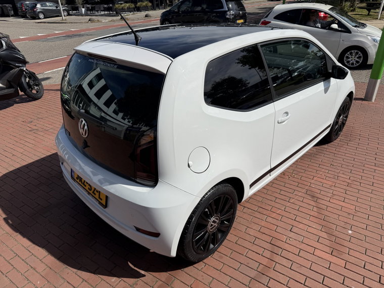 Vehicle Image 29