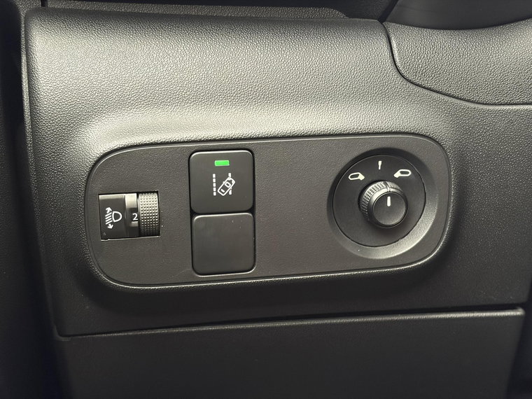 Vehicle Image 24