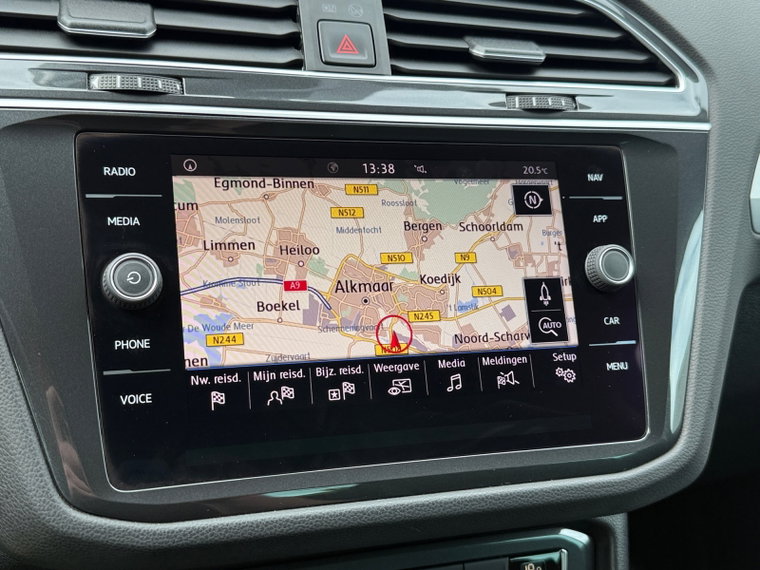 Vehicle Image 30