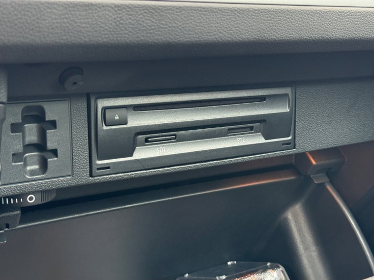 Vehicle Image 34