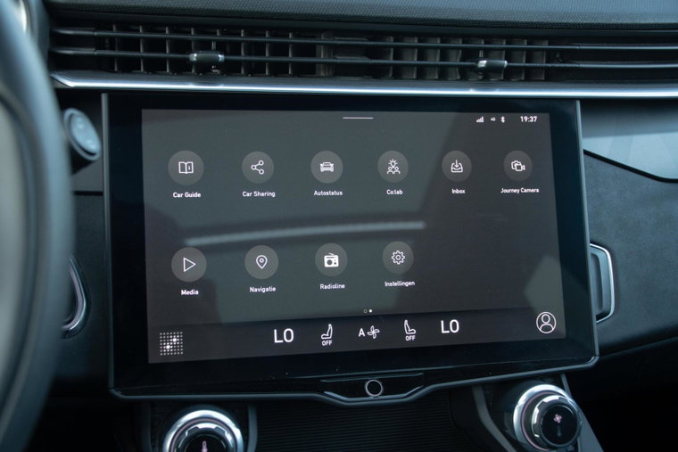 Vehicle Image 30