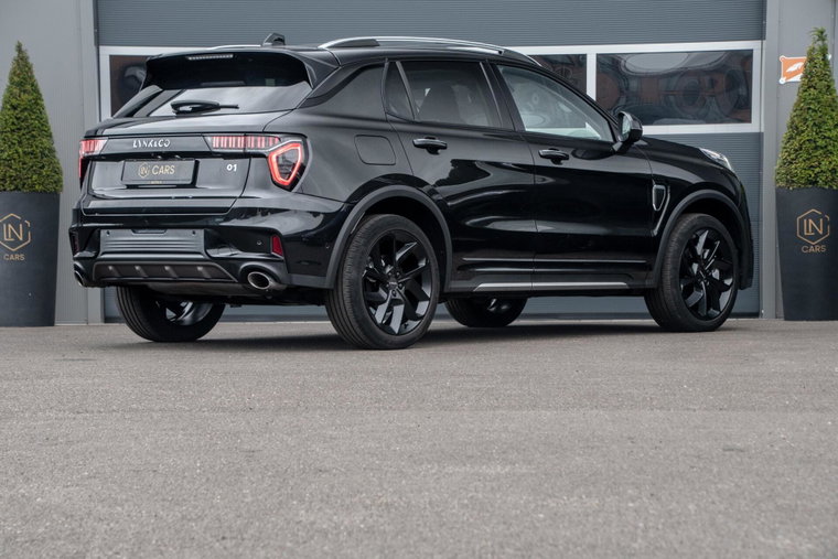Vehicle Image 5