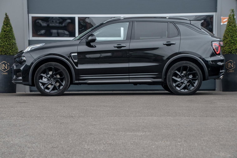 Vehicle Image 11