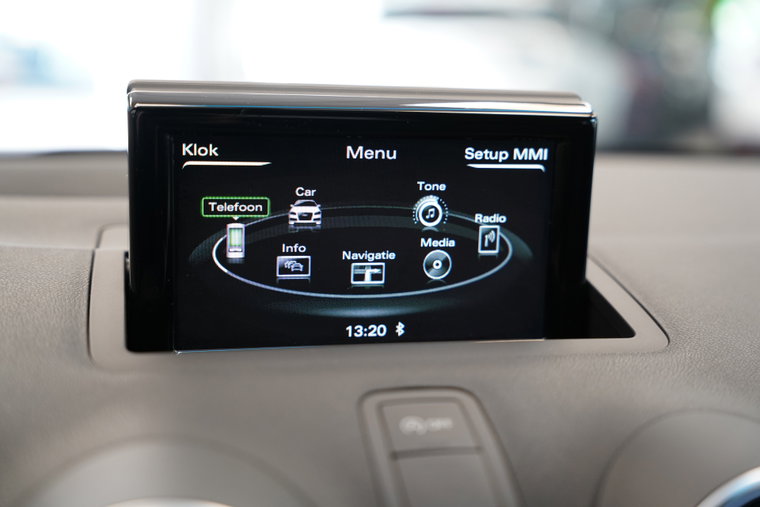 Vehicle Image 15