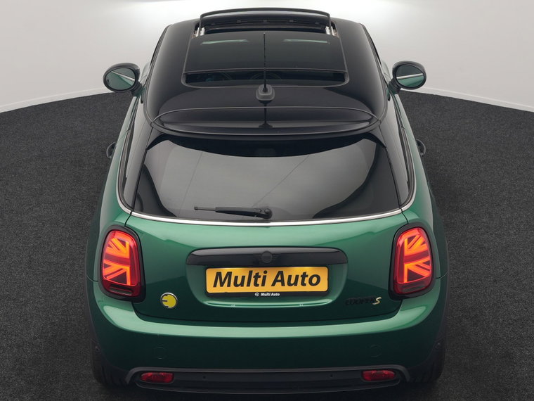 Vehicle Image 35