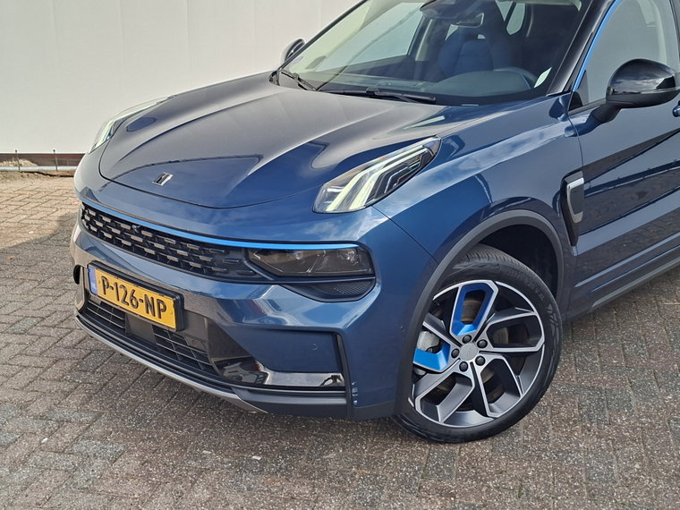 Vehicle Image 11