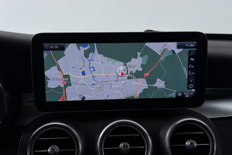 Vehicle Image 13