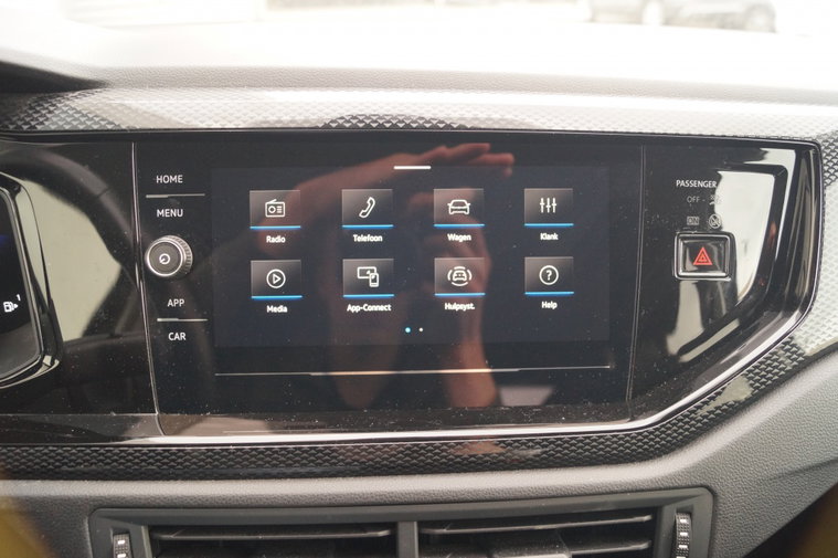 Vehicle Image 19