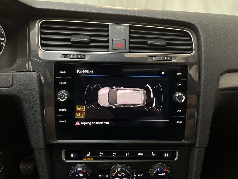 Vehicle Image 24