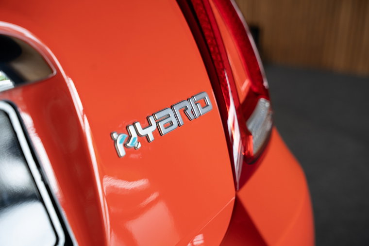 Vehicle Image 12