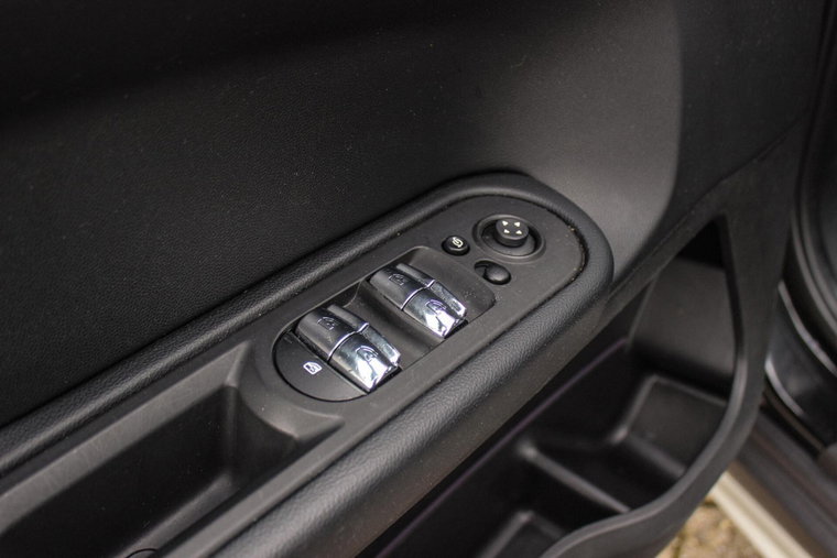 Vehicle Image 36