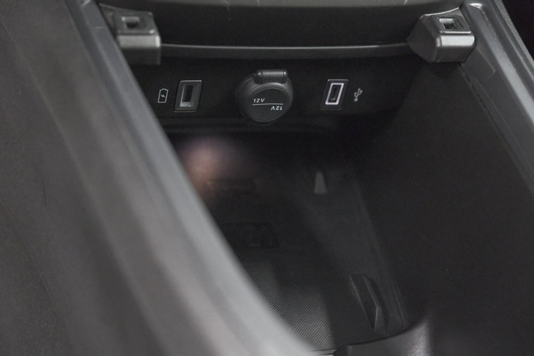 Vehicle Image 36