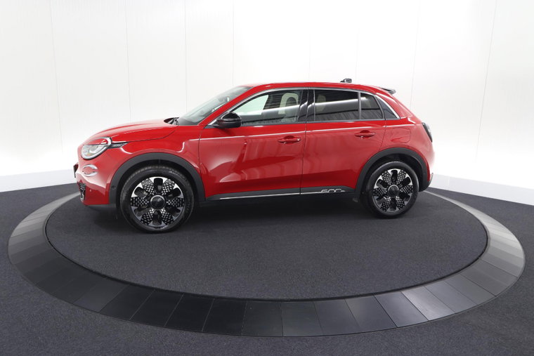 Vehicle Image 38