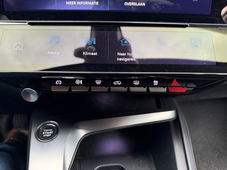Vehicle Image 40