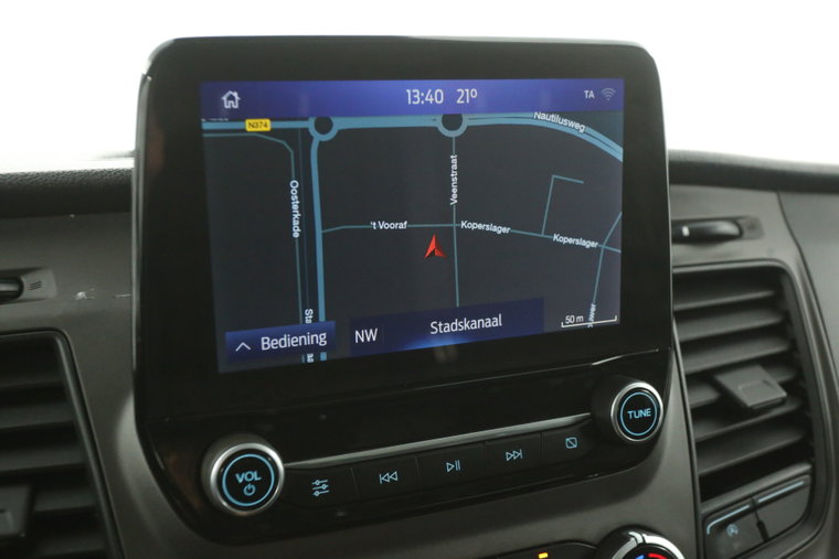 Vehicle Image 19