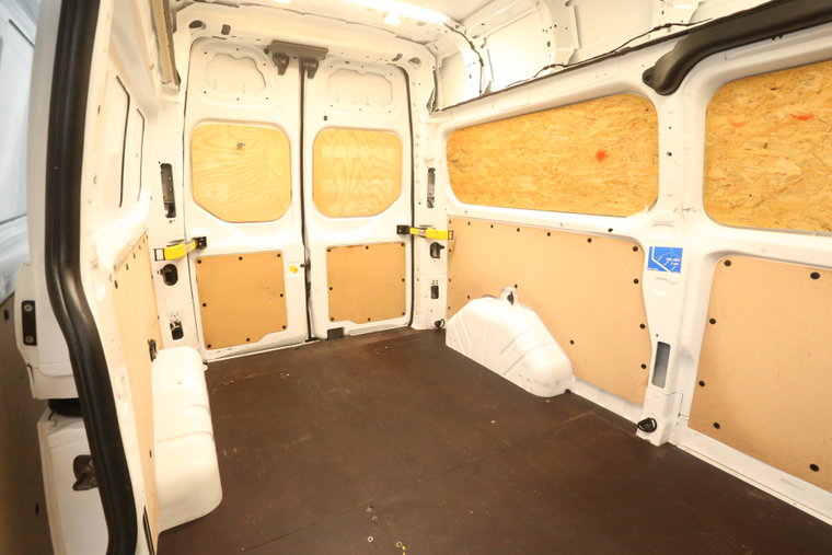Vehicle Image 23