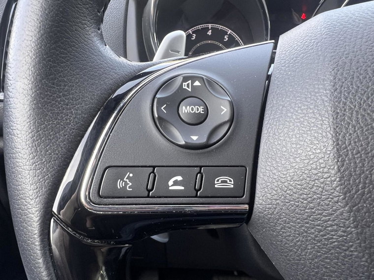 Vehicle Image 35