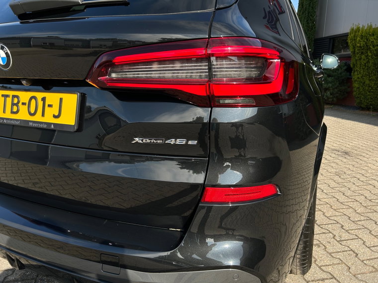 Vehicle Image 35
