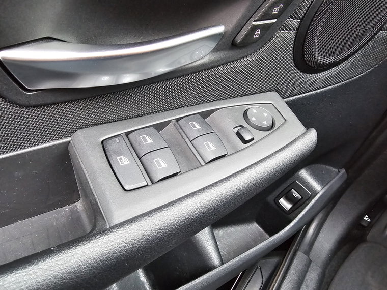 Vehicle Image 41