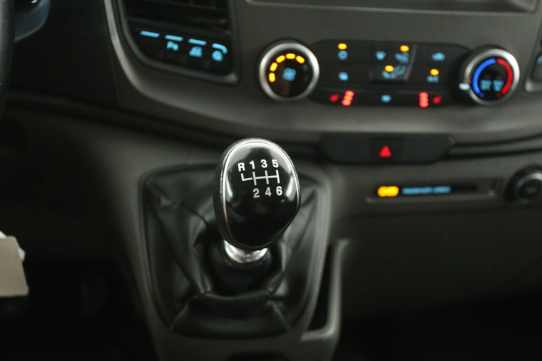 Vehicle Image 23