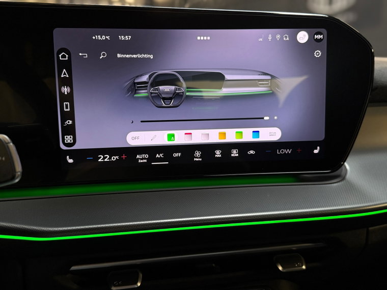 Vehicle Image 30