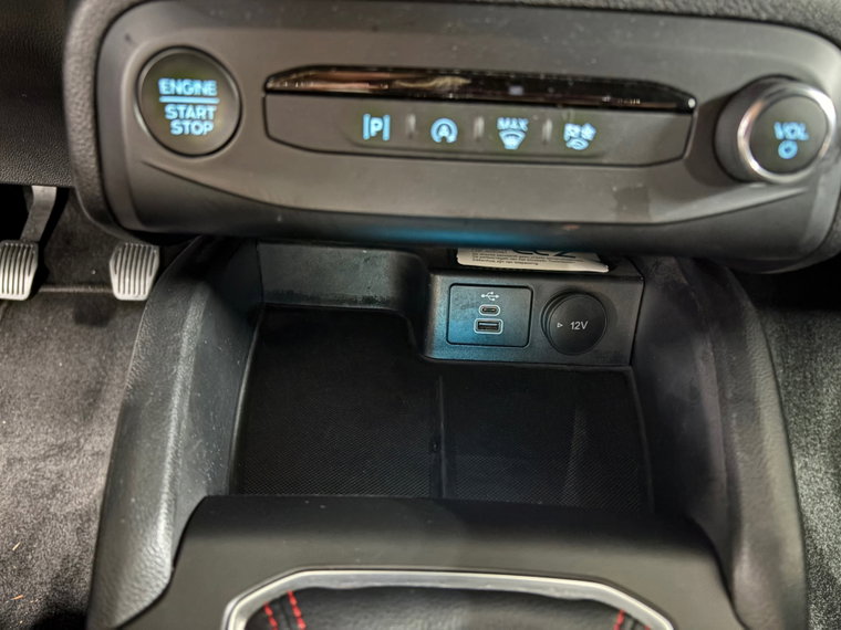 Vehicle Image 28
