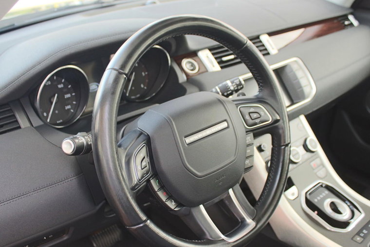 Vehicle Image 14
