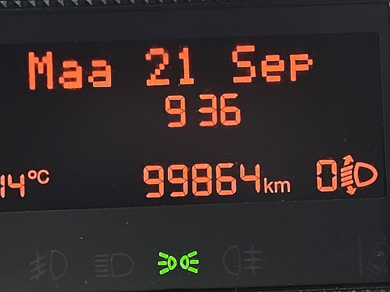Vehicle Image 9