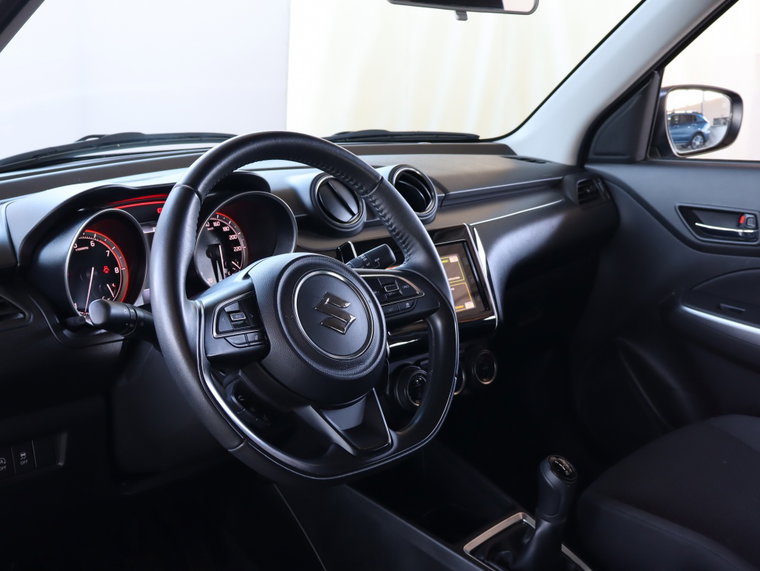 Vehicle Image 33