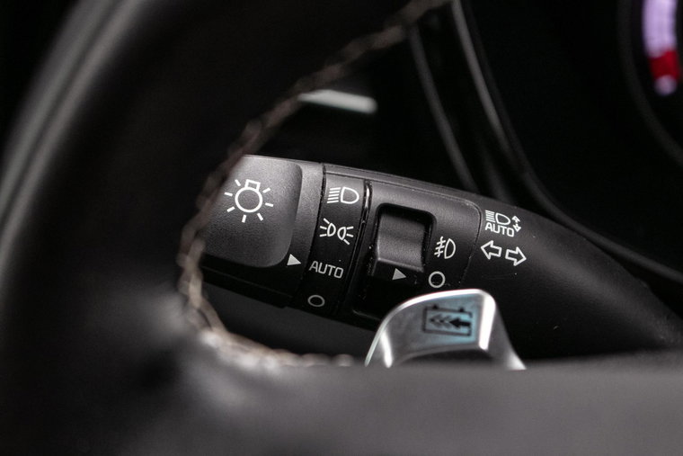 Vehicle Image 36