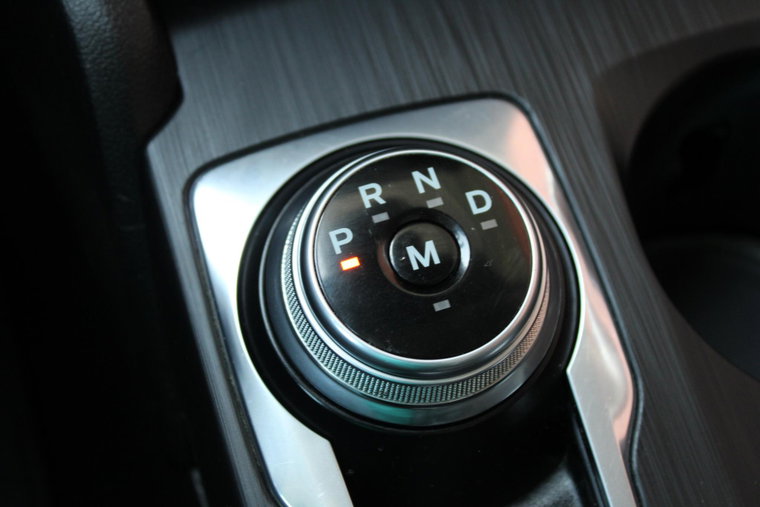 Vehicle Image 24