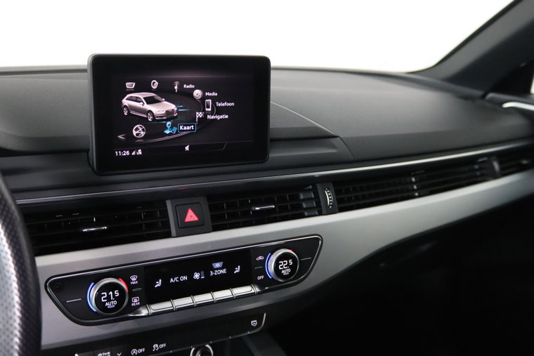 Vehicle Image 36