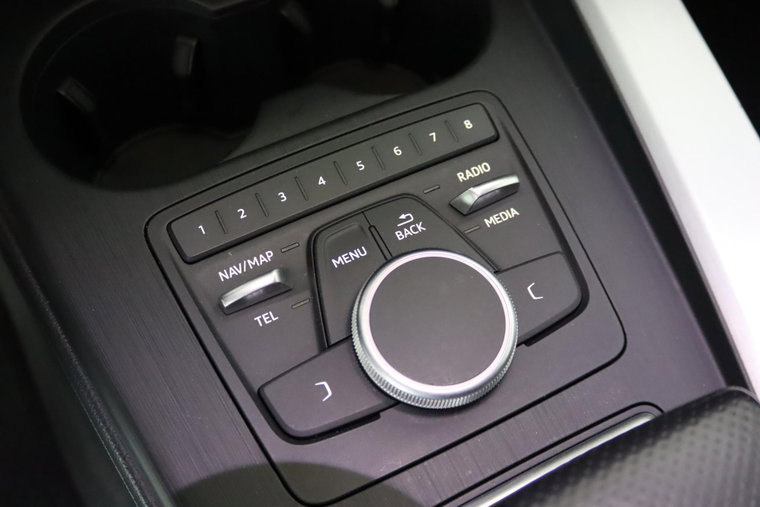 Vehicle Image 39